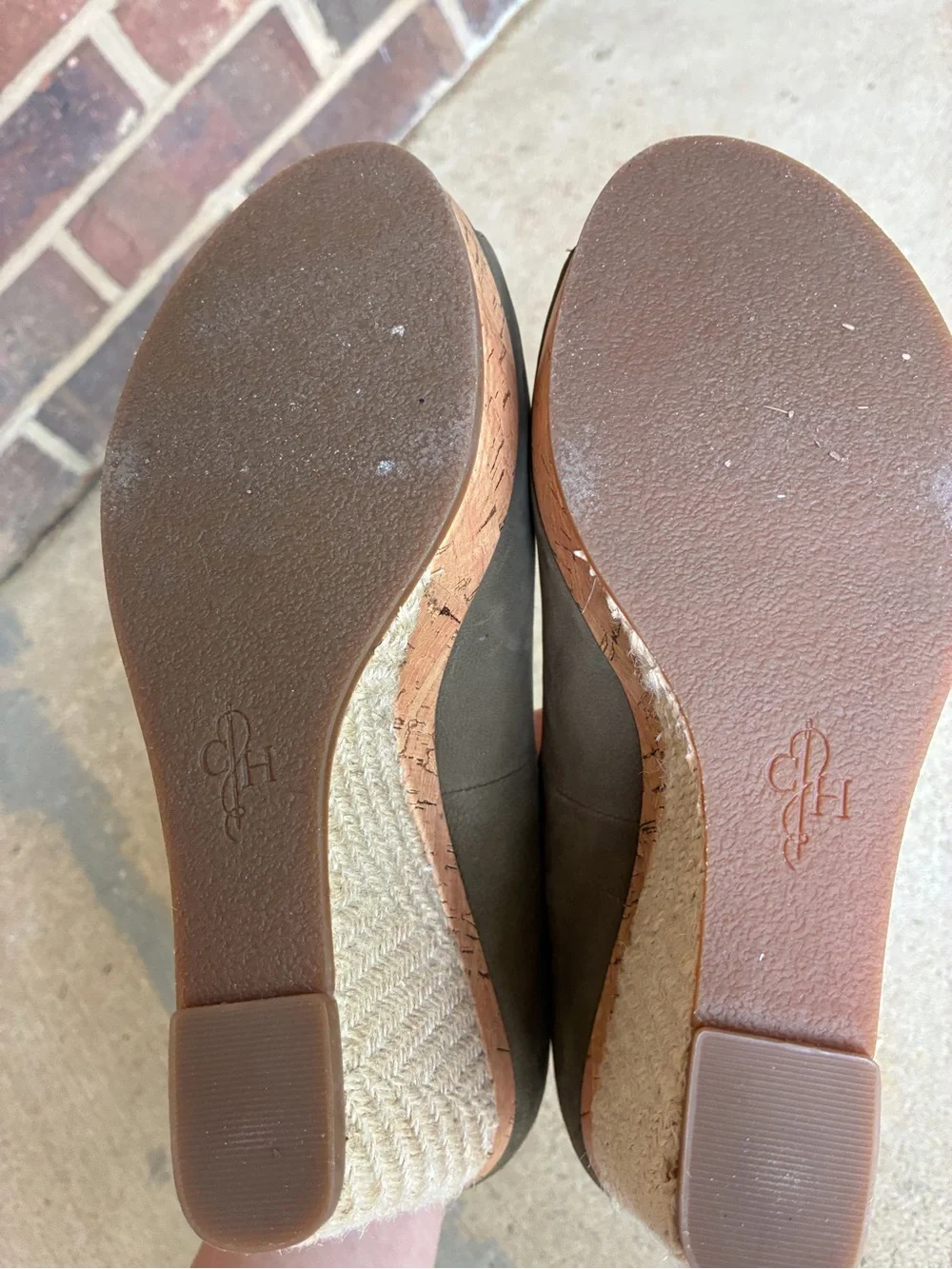 Cole Haan Jocelyn Olive Suede Peep-Toe Espadrille Wedge Heels size 8.5